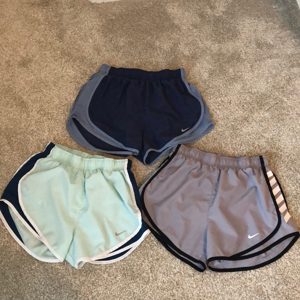 3 Nike tempo running bundle